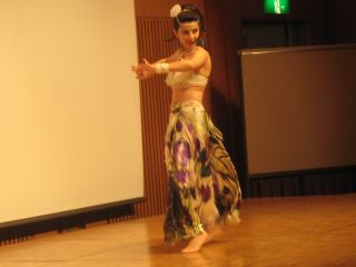ベリーダンス２.JPG